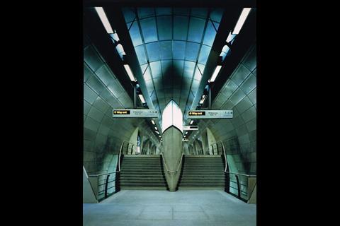 MJP's Southwark Tube station - lower concourse